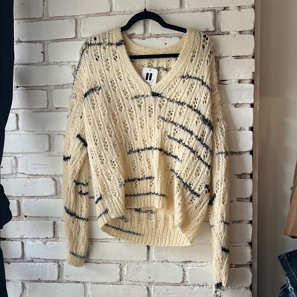 Chunky V-Neck Cream Sweater with Black Stripe Detail